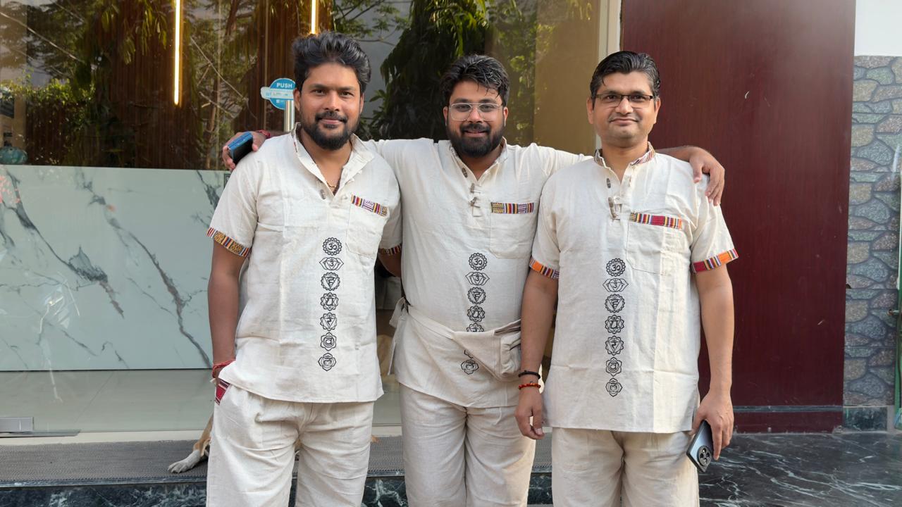 Short description of the image